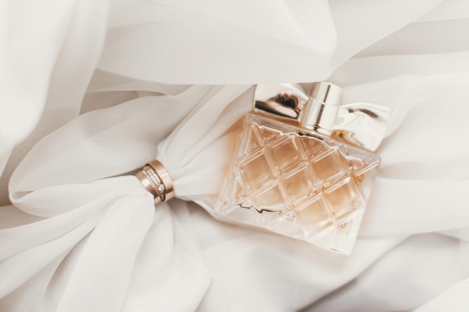 7 of the Classic Perfumes that Never Go Out of Style