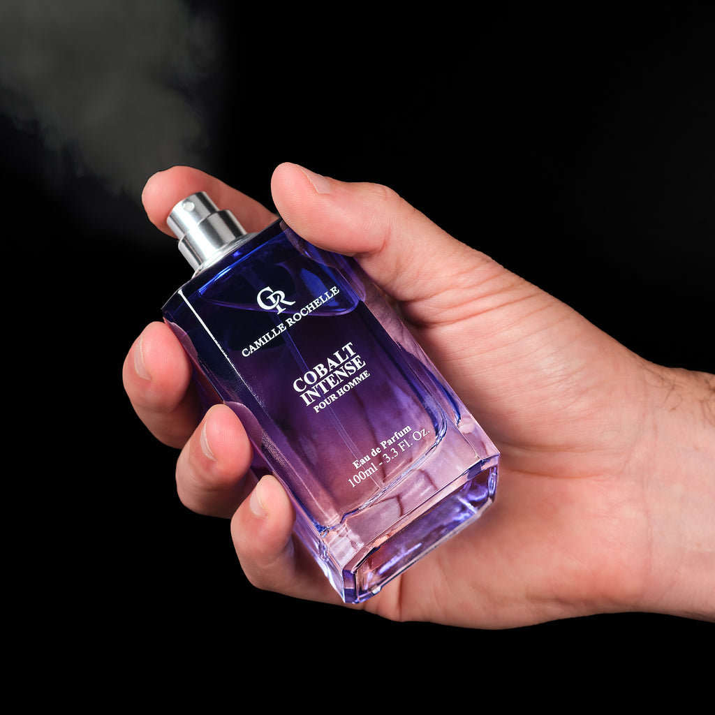 What Cobalt Intense Eau de Parfum 3.4 oz is like in your hands.